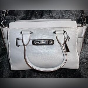 Coach Swagger 27 satchel bag in light grey pebble leather